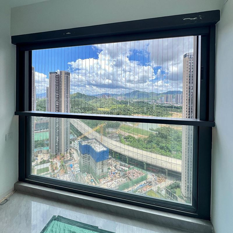 Vertikale løfteløft ut vinduer